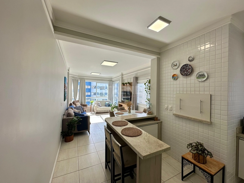 APARTAMENTO A VENDA : COM VISTA PARA O MAR: 3ª foto da galeria de imagens do imóvel