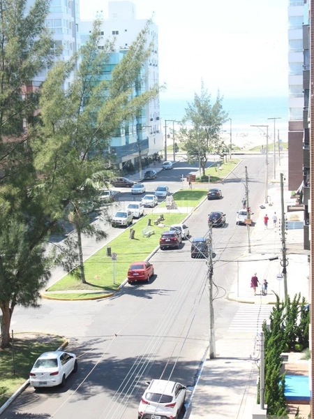 Apartamento com excelente localização em Capão da Canoa: 2ª foto da galeria de imagens do imóvel