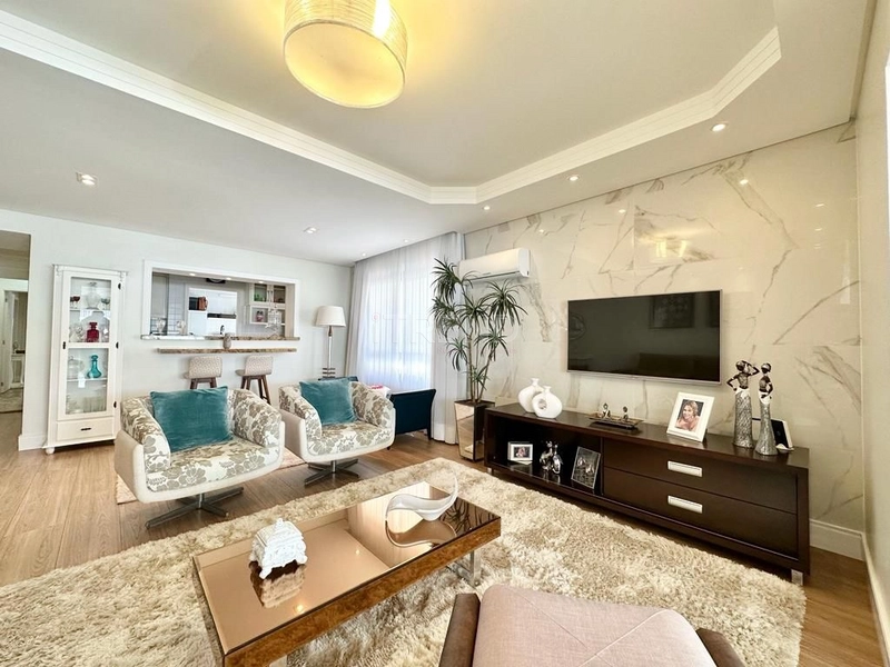 Amplo apartamento de frente perto do mar.: 20ª foto da galeria de imagens do imóvel