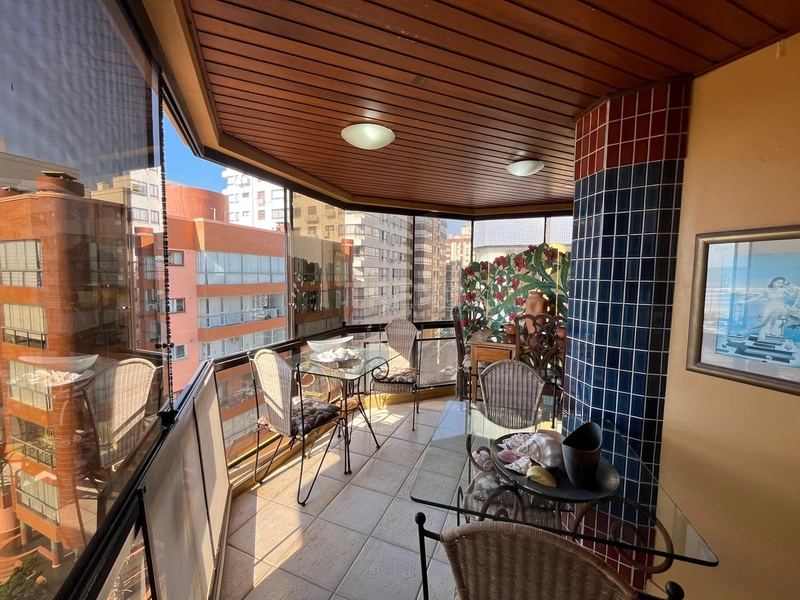 Na Praça do Farol - Vista para o Mar: 2ª foto da galeria de imagens do imóvel