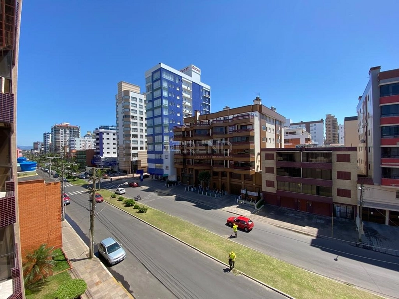 Frente norte: 4ª foto da galeria de imagens do imóvel