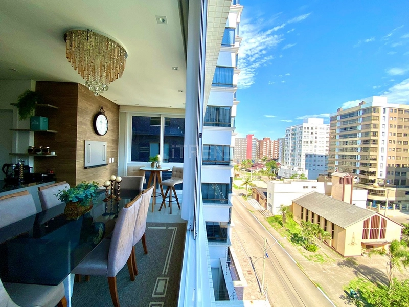 3 DORM. FINAMENTE MOBILIADO E DECORADO DE FRENTE PARA PRAÇA: 4ª foto da galeria de imagens do imóvel