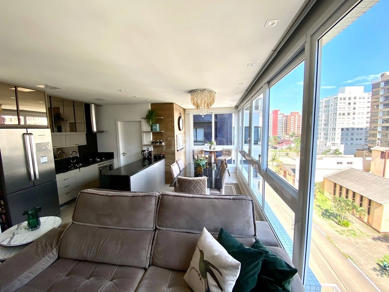 3 DORM. FINAMENTE MOBILIADO E DECORADO DE FRENTE PARA PRAÇA: 12ª foto da galeria de imagens do imóvel