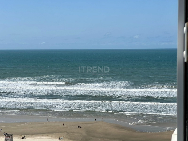 APARTAMENTO À VENDA COM VISTA PARA O MAR: 1ª foto da galeria de imagens do imóvel