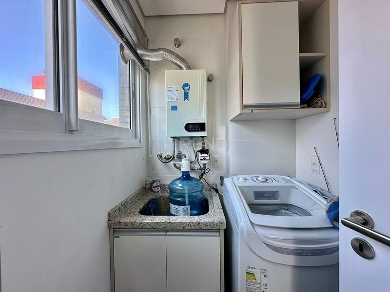APARTAMENTO À VENDA COM VISTA PARA O MAR: 5ª foto da galeria de imagens do imóvel