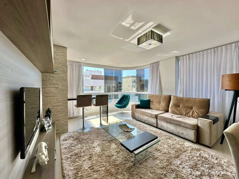 APARTAMENTO À VENDA COM VISTA PARA O MAR: 8ª foto da galeria de imagens do imóvel