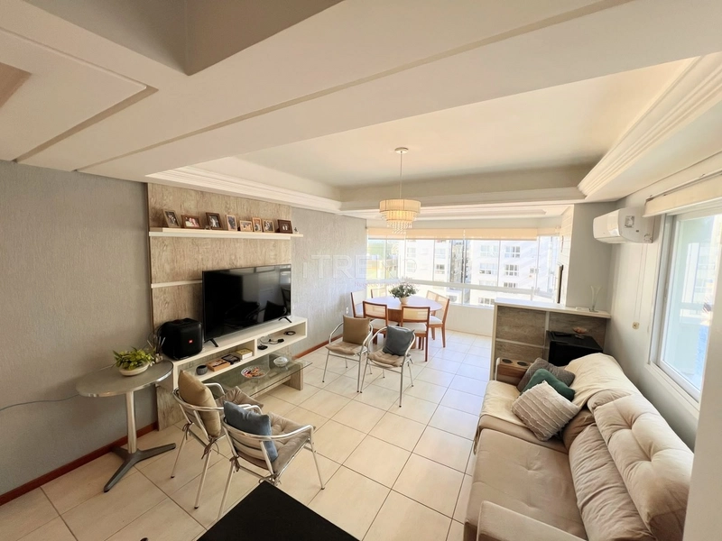 LINDO APARTAMENTO DE FRENTE 3 DORMITÓRIOS!: 2ª foto da galeria de imagens do imóvel
