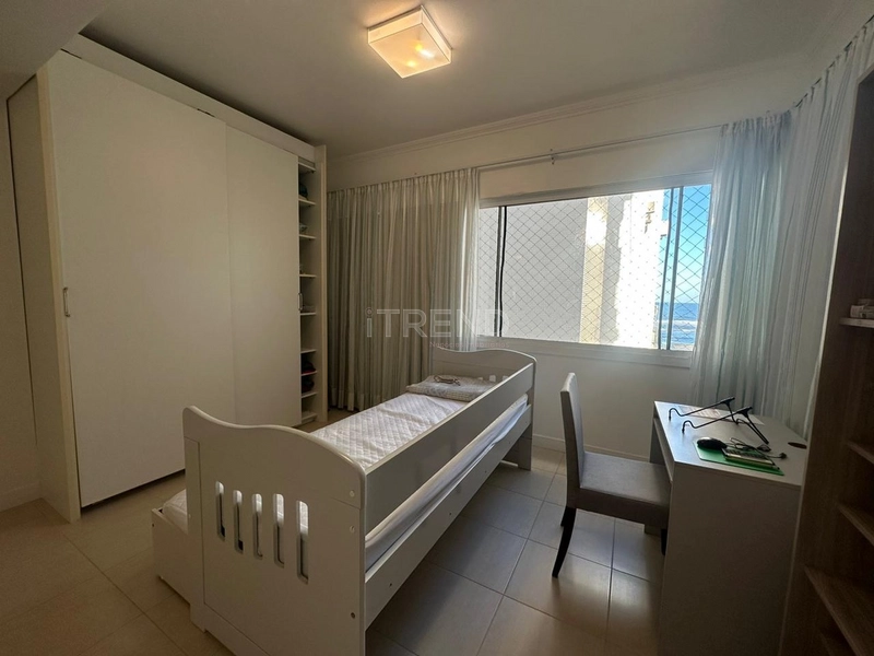 Apartamento a poucos passos do mar: 3ª foto da galeria de imagens do imóvel