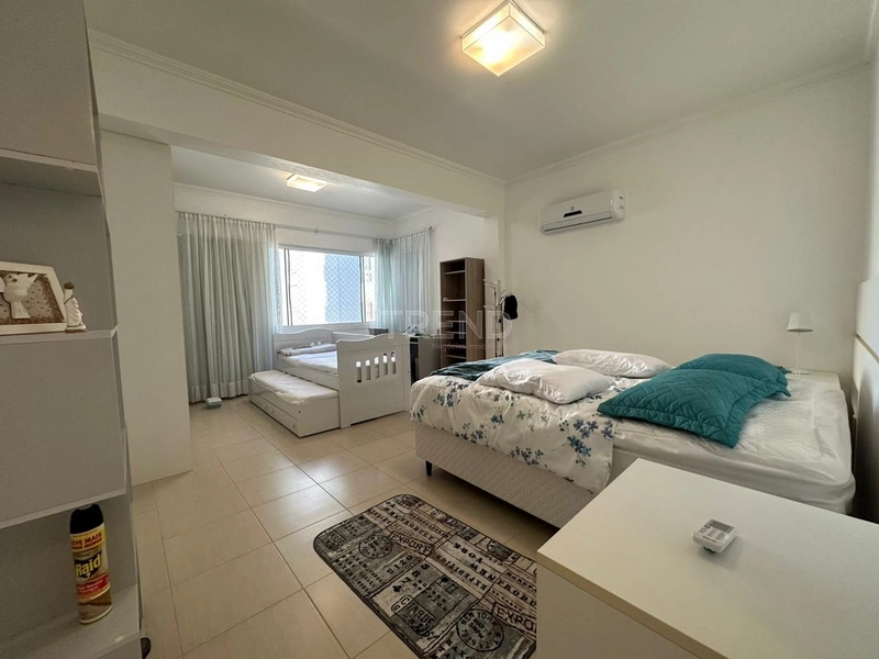 Apartamento a poucos passos do mar: 2ª foto da galeria de imagens do imóvel