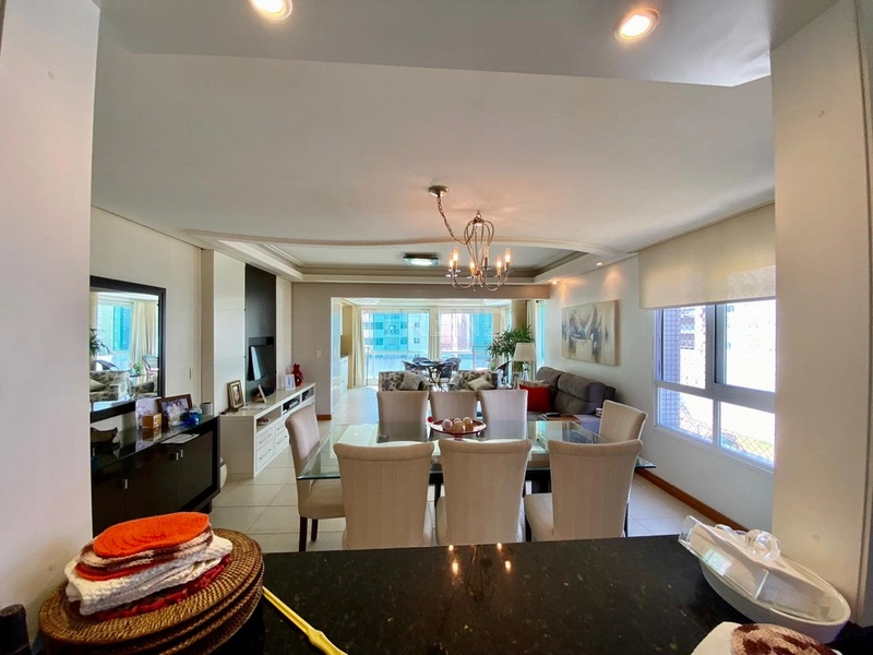 PRÓXIMO A PRAÇA E MAR: 13ª foto da galeria de imagens do imóvel