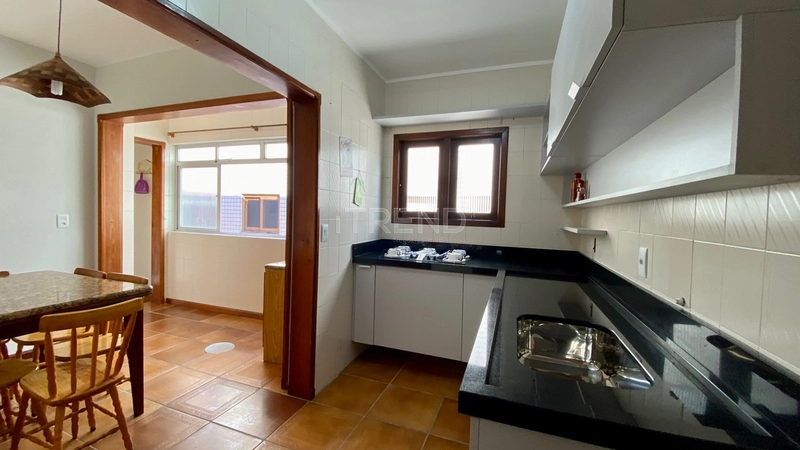 Duplex 4 dormitórios a uma quadra do mar: 21ª foto da galeria de imagens do imóvel