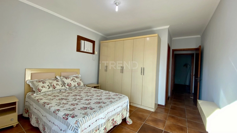 Duplex 4 dormitórios a uma quadra do mar: 26ª foto da galeria de imagens do imóvel