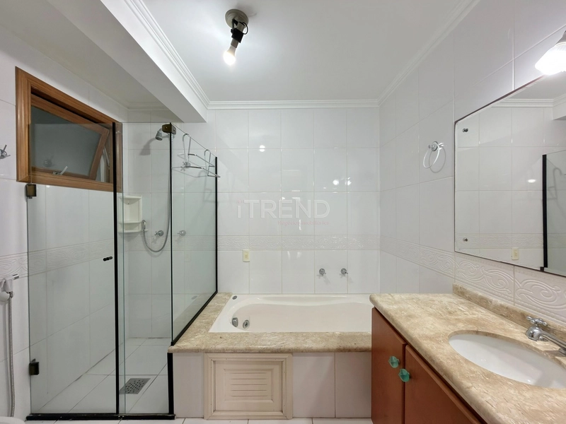 APARTAMENTO DE ESQUINA, COM VISTA PARA O MAR: 28ª foto da galeria de imagens do imóvel