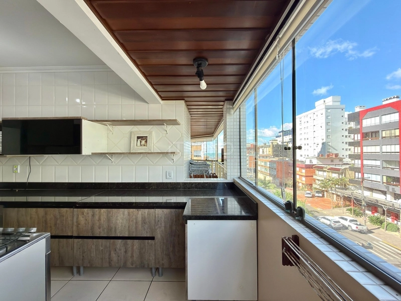 APARTAMENTO DE ESQUINA, COM VISTA PARA O MAR: 10ª foto da galeria de imagens do imóvel
