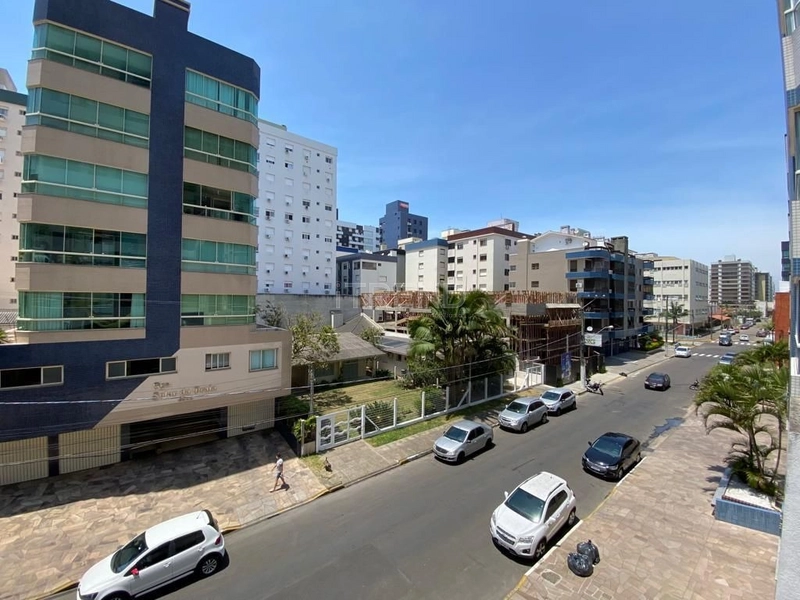 Apartamento com terraço no Centro: 10ª foto da galeria de imagens do imóvel