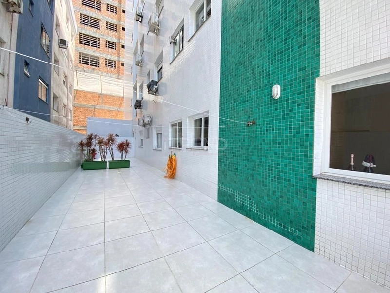 Apartamento com terraço no Centro: 7ª foto da galeria de imagens do imóvel