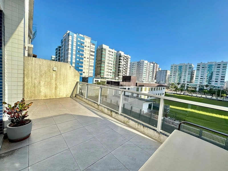 APARTAMENTO COM TERRAÇO: 24ª foto da galeria de imagens do imóvel
