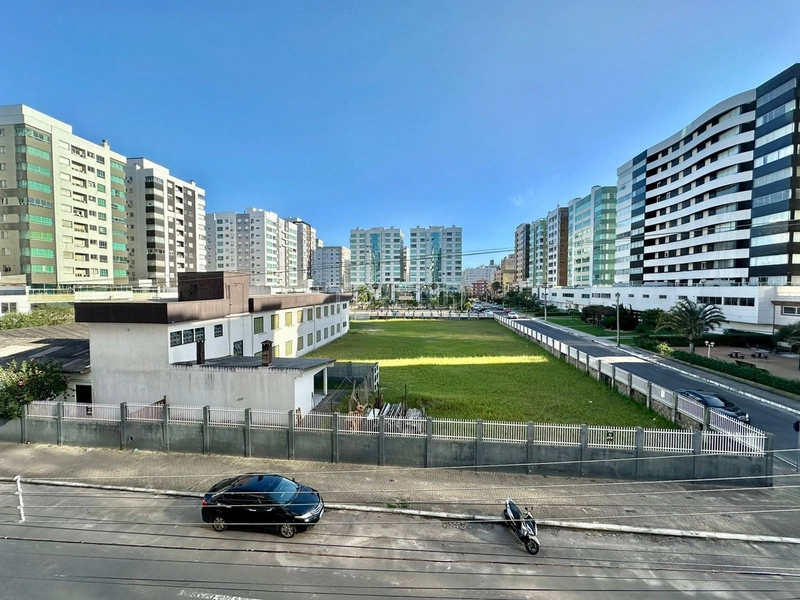 APARTAMENTO COM TERRAÇO: 26ª foto da galeria de imagens do imóvel