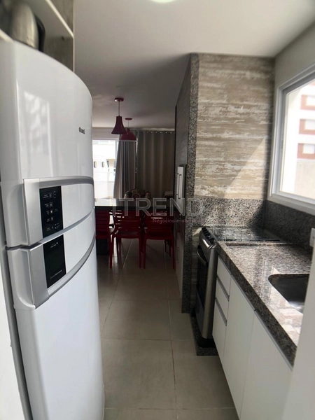Apartamento com grande terraço: 18ª foto da galeria de imagens do imóvel