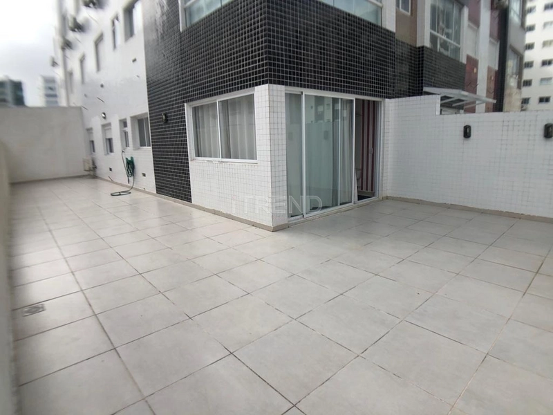 Apartamento com grande terraço: 34ª foto da galeria de imagens do imóvel