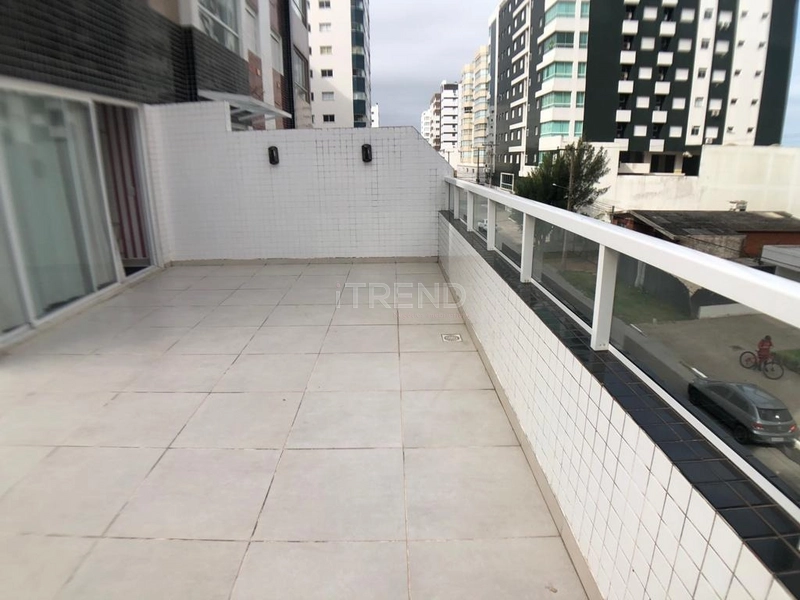 Apartamento com grande terraço: 43ª foto da galeria de imagens do imóvel