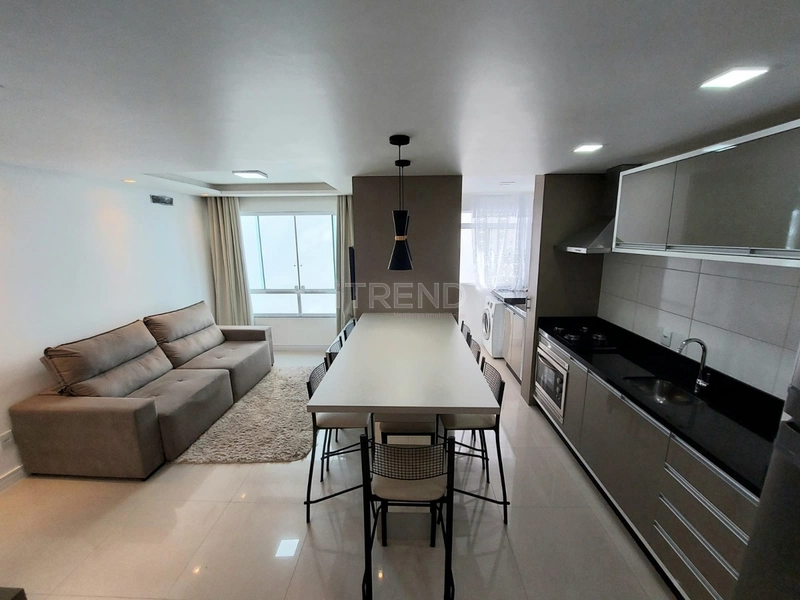 Mobiliado e Decorado - Em frente à Praça: 10ª foto da galeria de imagens do imóvel