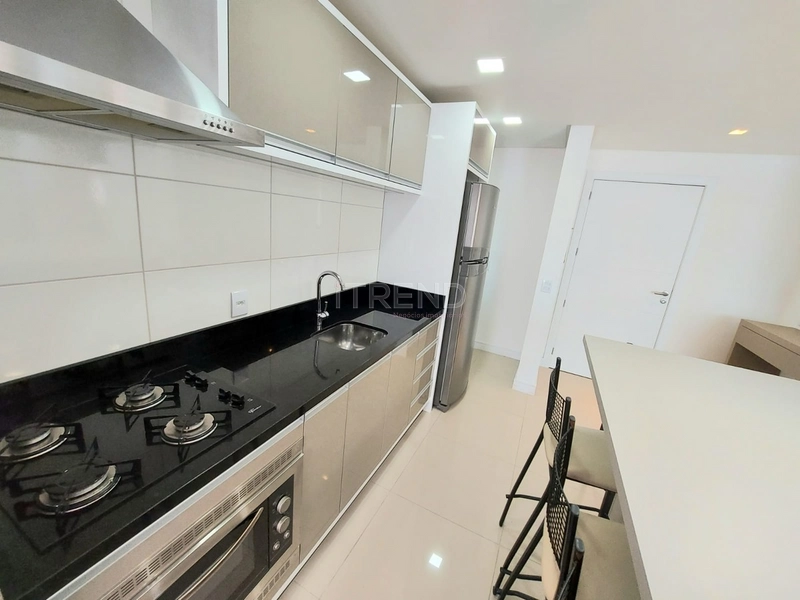 Mobiliado e Decorado - Em frente à Praça: 12ª foto da galeria de imagens do imóvel