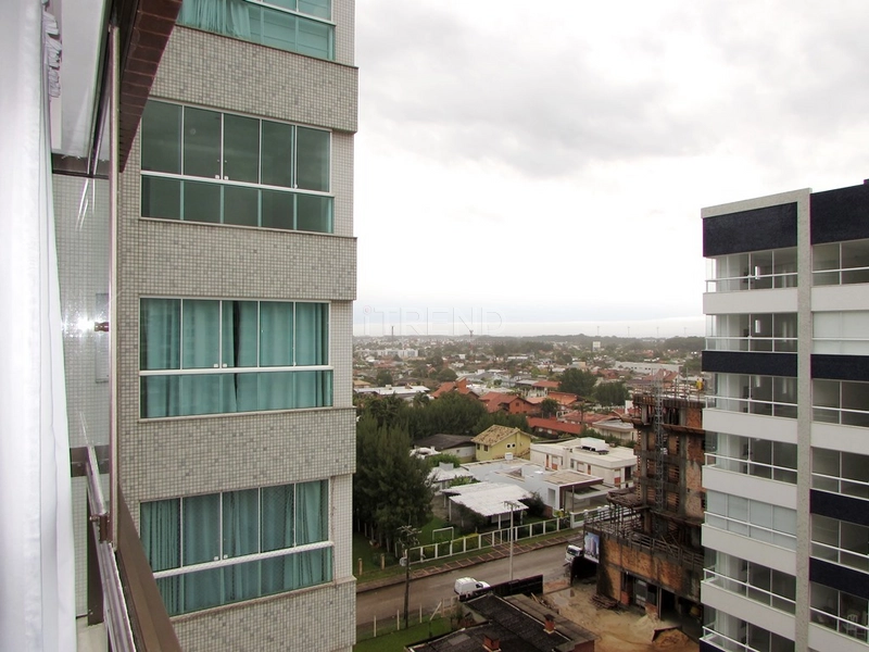 Amplo apartamento com vista liberada: 11ª foto da galeria de imagens do imóvel