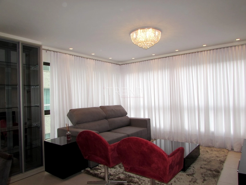 Amplo apartamento com vista liberada: 3ª foto da galeria de imagens do imóvel