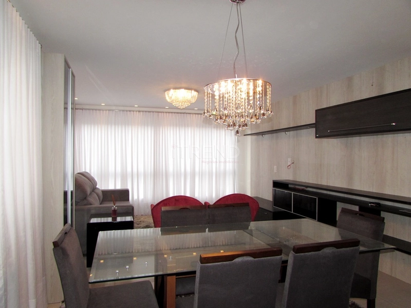 Amplo apartamento com vista liberada: 4ª foto da galeria de imagens do imóvel