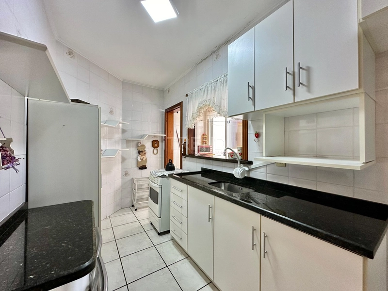 APARTAMENTO À VENDA SACADA DE FRENTE COM CHURRASQUEIRA: 8ª foto da galeria de imagens do imóvel