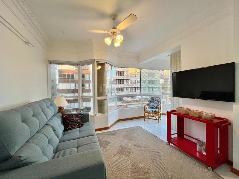 Sacada de Frente: 8ª foto da galeria de imagens do imóvel