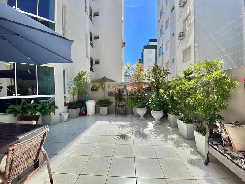 Apartamento com amplo terraço em L: 11ª foto da galeria de imagens do imóvel