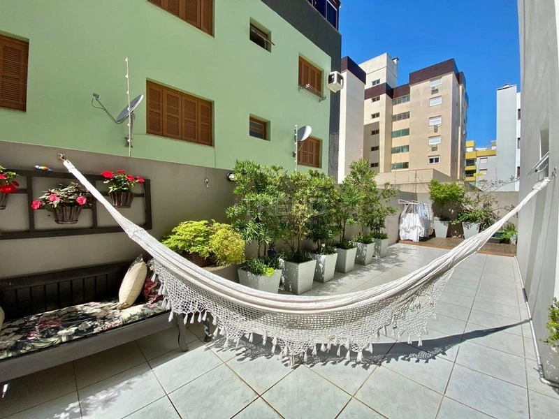 Apartamento com amplo terraço em L: 9ª foto da galeria de imagens do imóvel