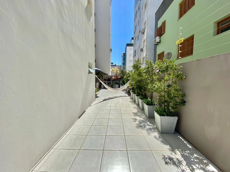 Apartamento com amplo terraço em L: 8ª foto da galeria de imagens do imóvel