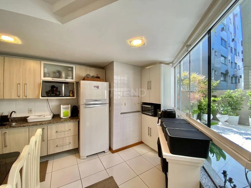 Apartamento com amplo terraço em L: 14ª foto da galeria de imagens do imóvel