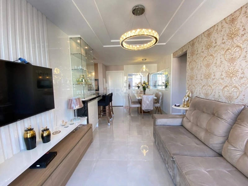 LINDO APARTAMENTO MOBILIADO E DECORADO NO CORAÇÃO DE CAPÃO!: 2ª foto da galeria de imagens do imóvel