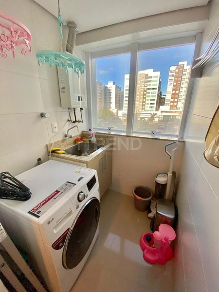 MOBILIADO E DECORADO FRENTE PRAÇA: 13ª foto da galeria de imagens do imóvel
