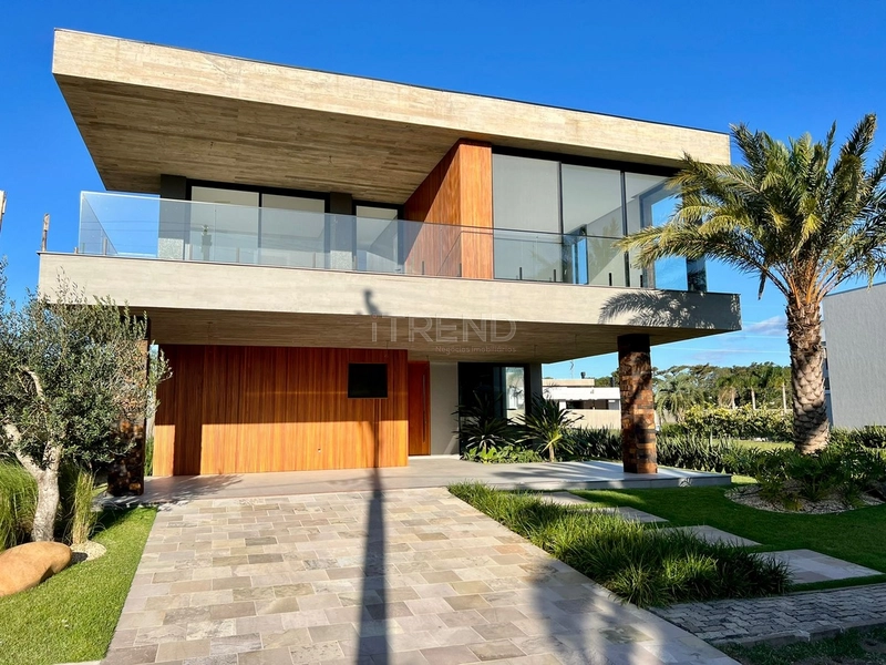 MANSÃO A BEIRA DA LAGOA DOS QUADROS!: 1ª foto da galeria de imagens do imóvel