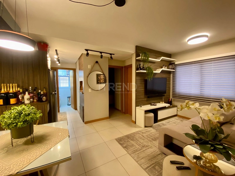 Um dormitório mobiliado e decorado: 2ª foto da galeria de imagens do imóvel
