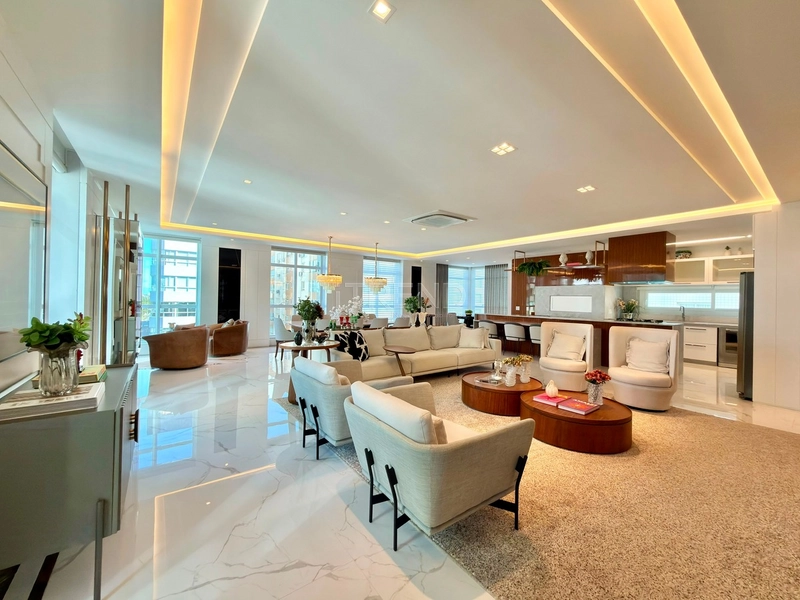 APARTAMENTO À VENDA  EDIFÍCIO COM DESIGN NEOCLÁSSICO!!!: 2ª foto da galeria de imagens do imóvel