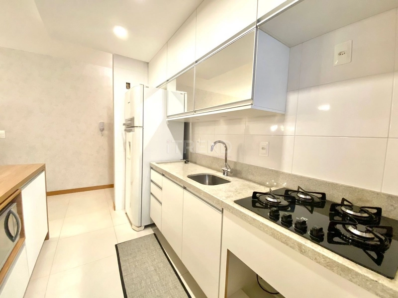 Amplo apartamento mobiliado e decorado: 24ª foto da galeria de imagens do imóvel