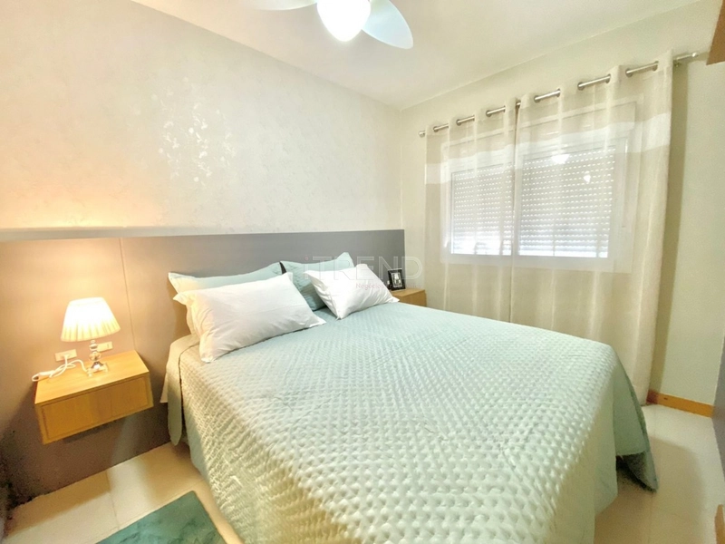 Amplo apartamento mobiliado e decorado: 3ª foto da galeria de imagens do imóvel