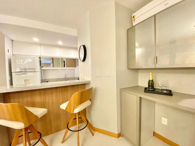 Amplo apartamento mobiliado e decorado: 22ª foto da galeria de imagens do imóvel