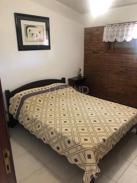 Belíssima casa fora de condomínio: 24ª foto da galeria de imagens do imóvel