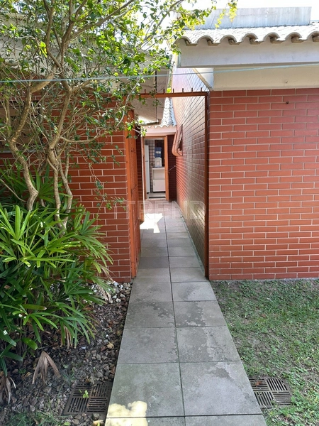 Belíssima casa fora de condomínio: 22ª foto da galeria de imagens do imóvel