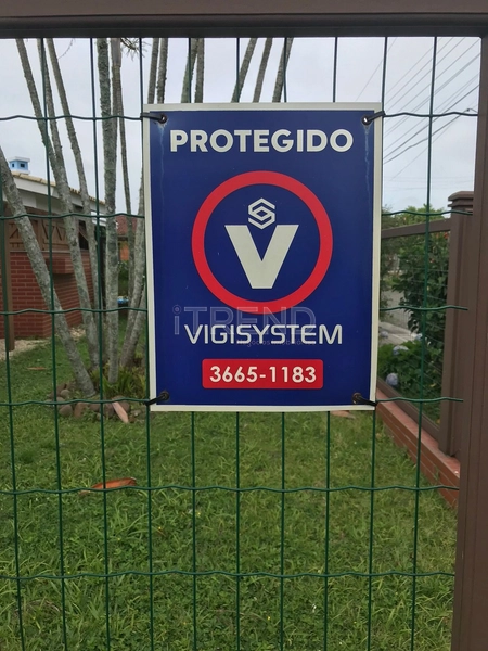 Belíssima casa fora de condomínio: 31ª foto da galeria de imagens do imóvel