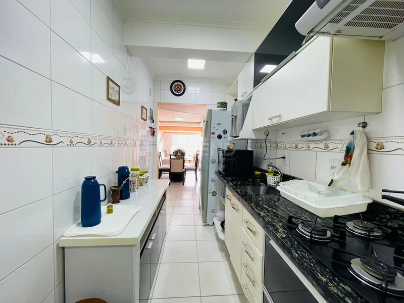 APARTAMENTO À VENDA DE FRENTE PARA AVENIDA VISTA PARA O MAR: 14ª foto da galeria de imagens do imóvel