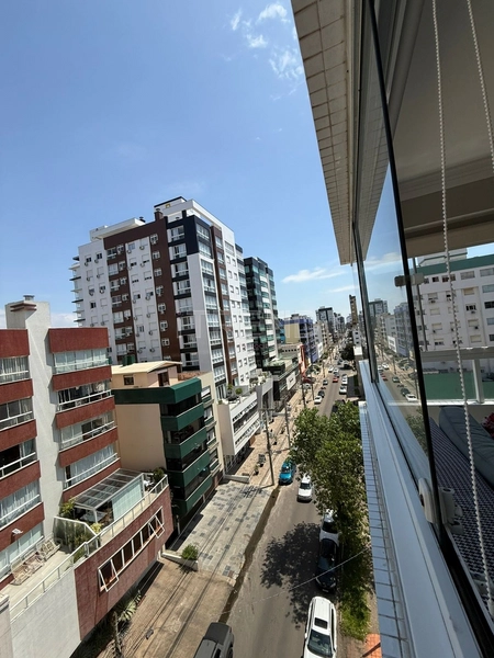 APARTAMENTO DE FRENTE MOBILIADO NO CENTRO DE CAPÃO DA CANOA: 8ª foto da galeria de imagens do imóvel