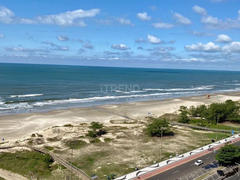 Cobertura duplex com piscina: 17ª foto da galeria de imagens do imóvel